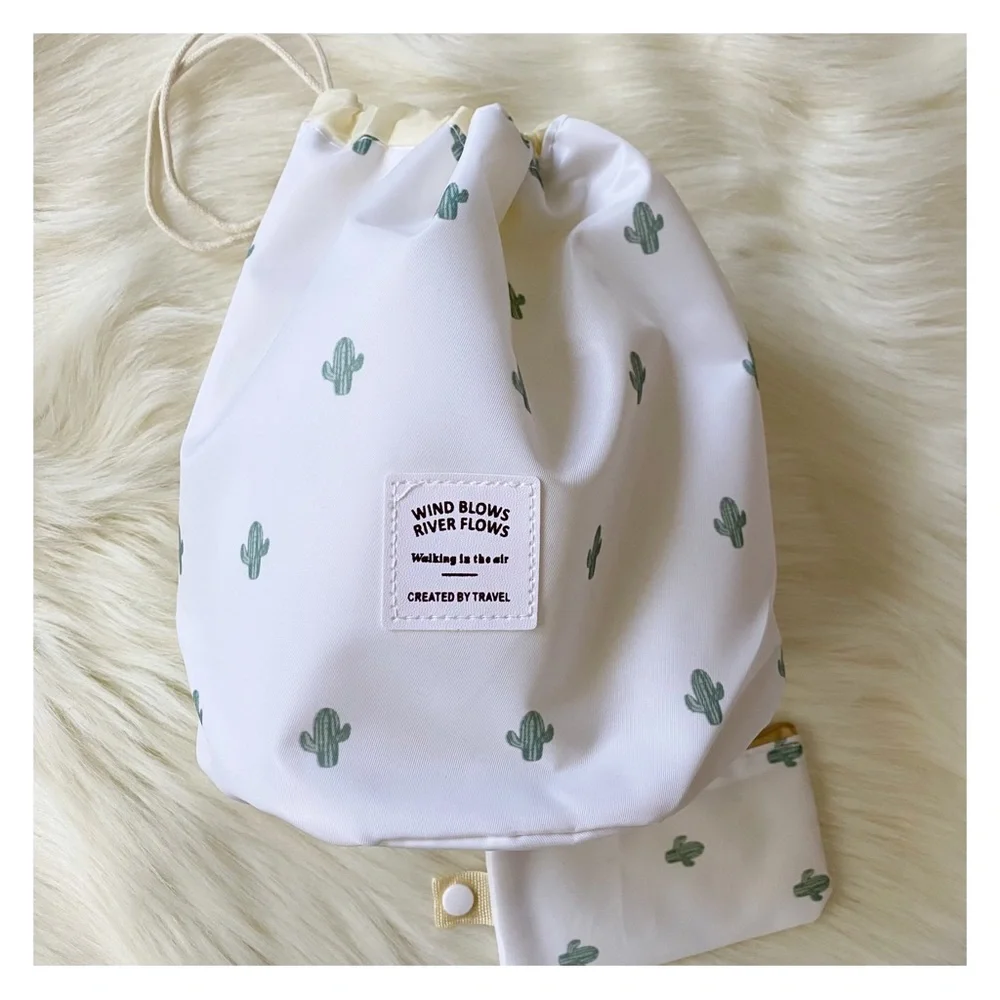 Cosmetics Pouch